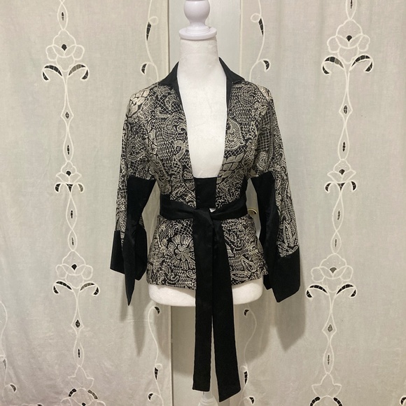 Stunning Kimono Style Top, Fine 100% Cotton, Made in the USA - Picture 7 of 12